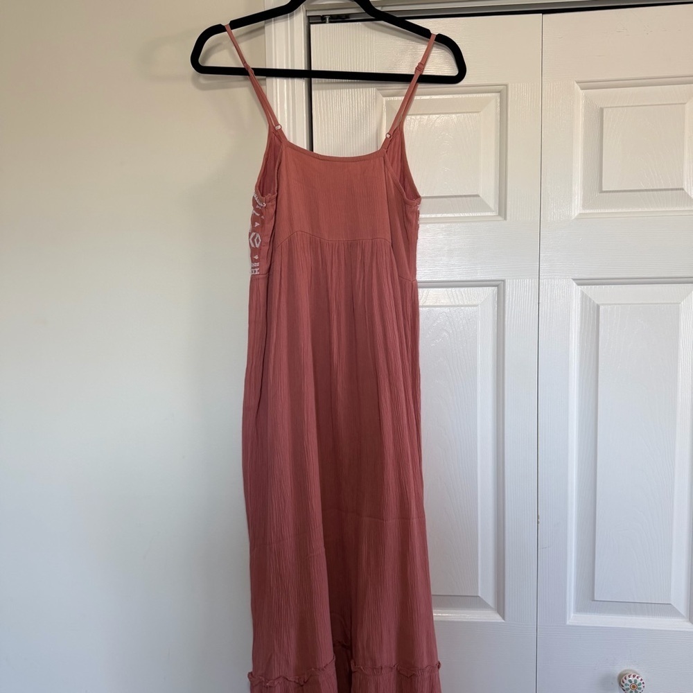 Sim & Sam Maxi Sundress Mauve White Embroidered Size XS, NWT - Picture 6 of 12